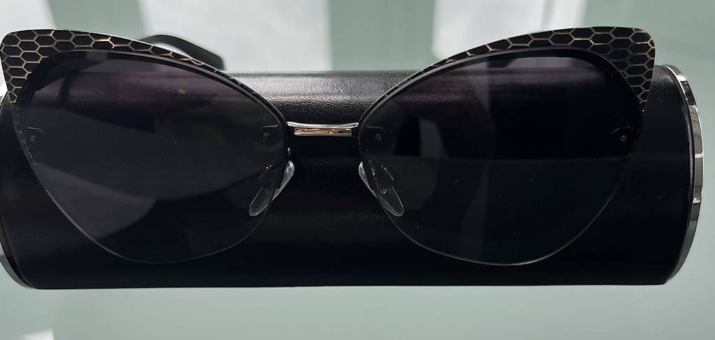 Bulgari Brillen & Gläser: Sonnenbrille von Bvlgari – Neu (gemäss Beschreibung) aus Egliswil von Zentangel 1