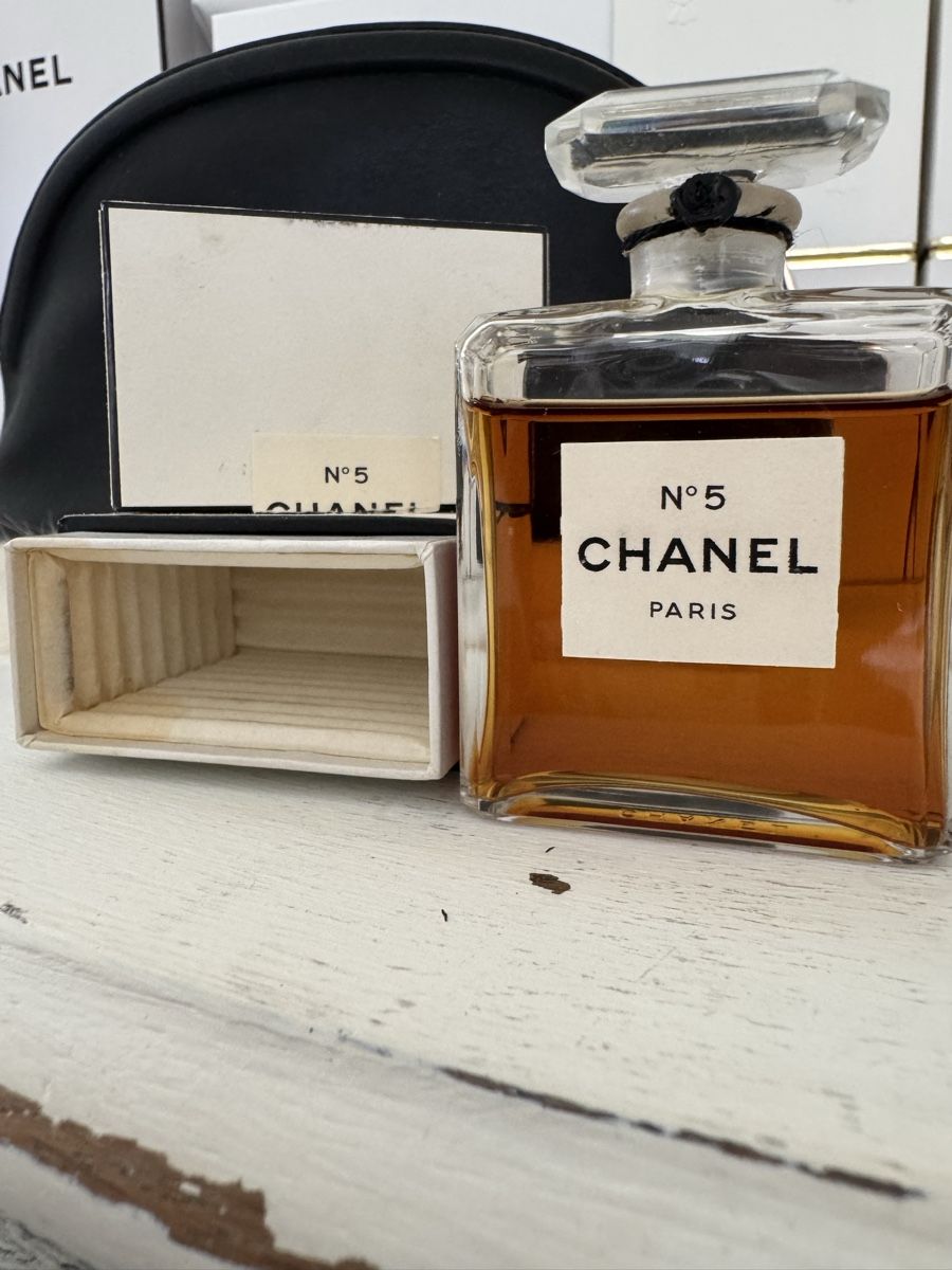 Chanel Profumi & Eau de Toilette: Ultra Vintage Chanel no5 Extrait – Nuovo e nell'imballaggio originale da Ehrendingen venduto da nana99 2