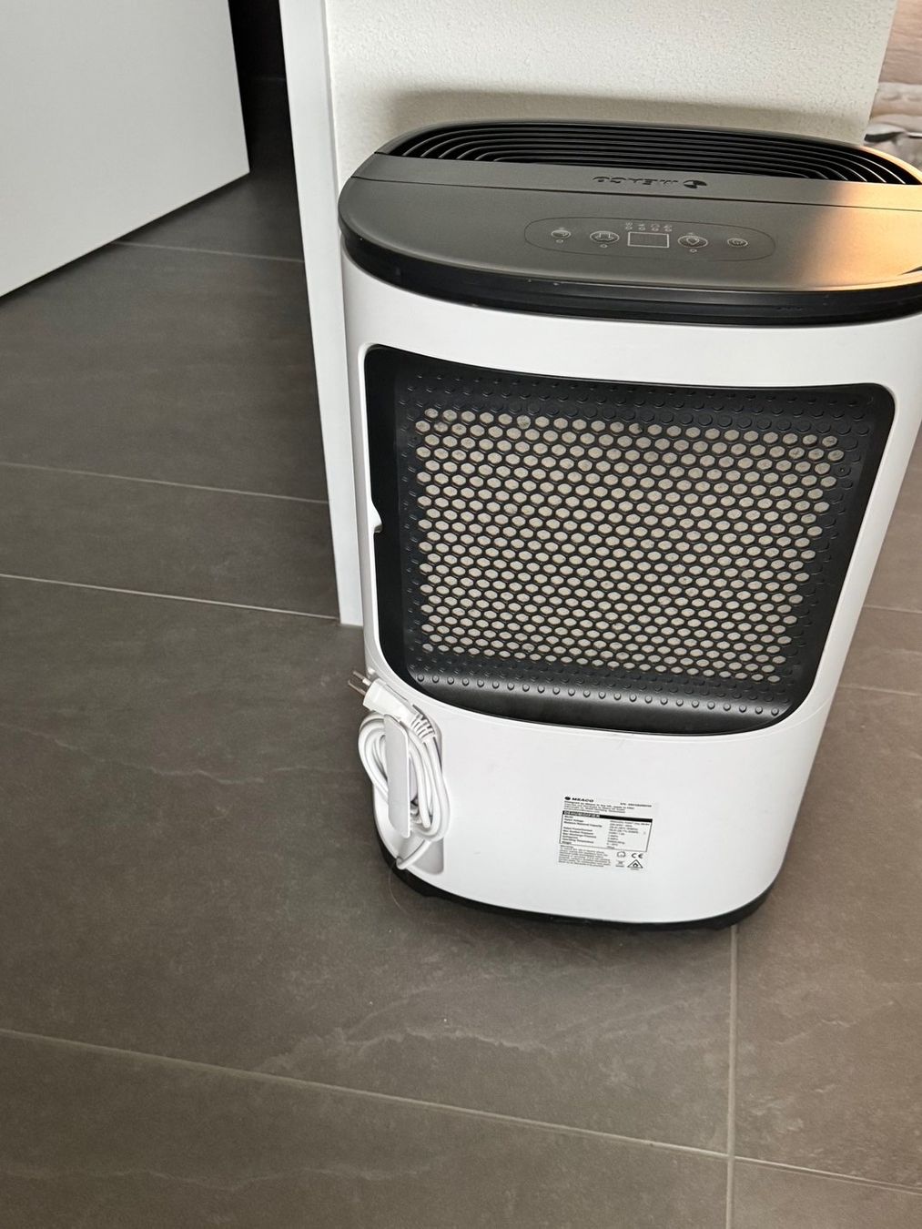 Deumidificatori: Luftentfeuchter  Meaco Arete® One 25L – Usato da Kölliken venduto da Rnini 1