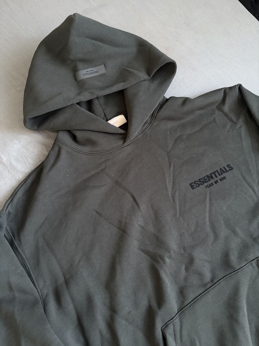 Fear of God Pullover & Sweatshirts: Sweat à capuche Essentials noir  – Neu (gemäss Beschreibung) aus Le Lignon von hzrl 2