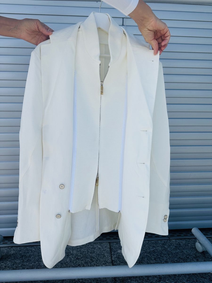 Corneliani Giacche: NEU!! Corneliani White Linen Jacket 52 – Nuovo (secondo la descrizione) da Aeschi SO venduto da Oceana.Indigo 2