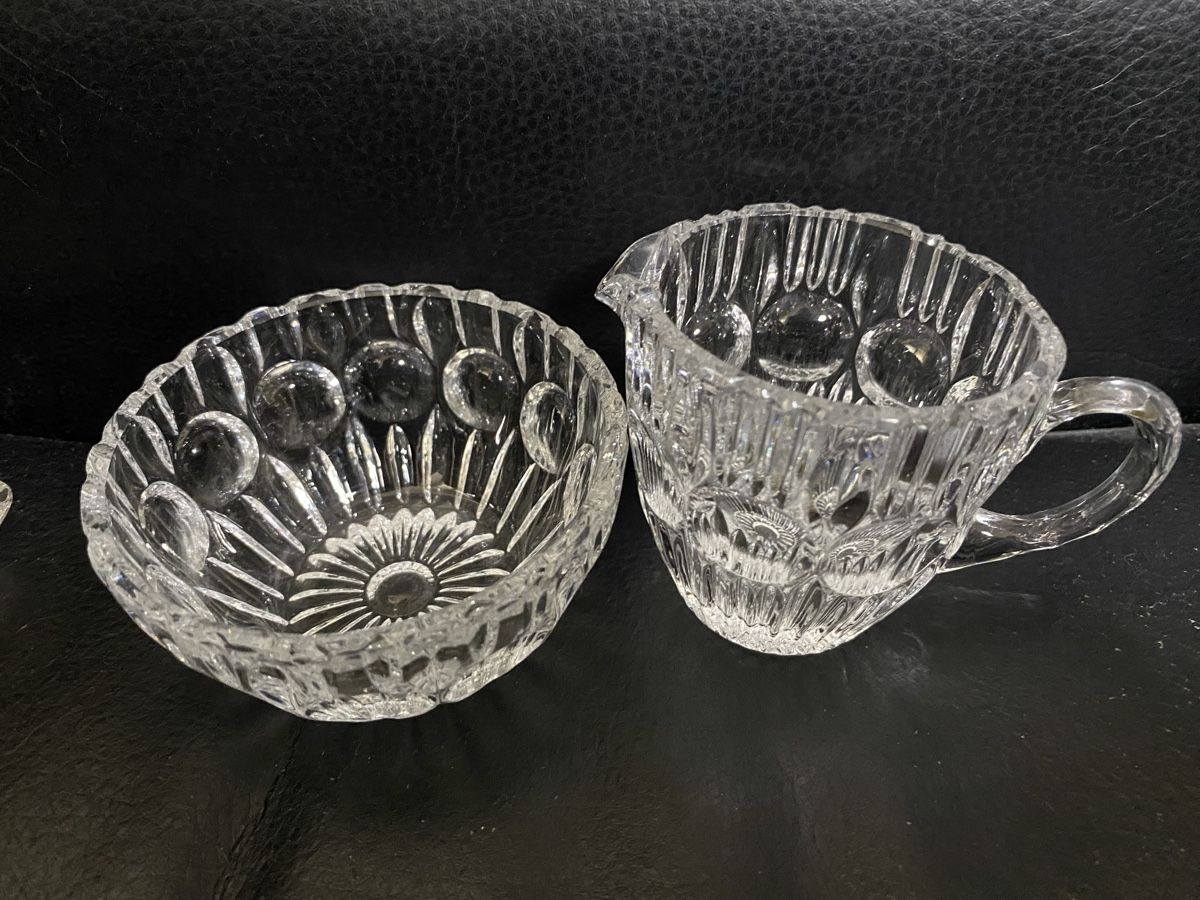 Geschirrsets: Glas Set Zuckerdose Kännchen und Serviertablett – Gebraucht aus Rheinfelden von Tigerlilli 2