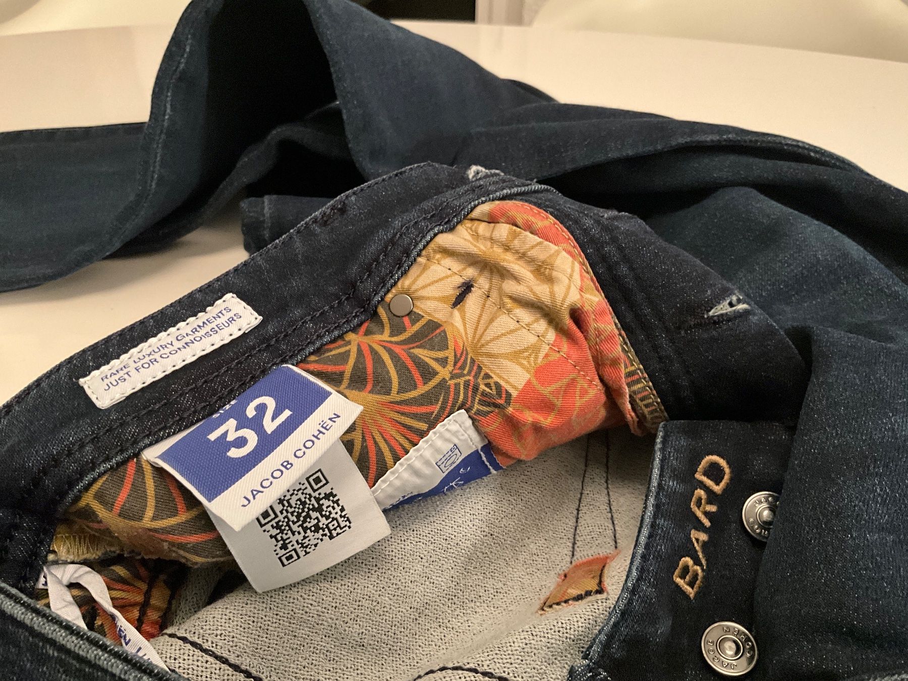 Jacob Cohën Jeans: Jacob Cohen Bard 32 – Neu (gemäss Beschreibung) aus Volketswil von Hirsi0 3