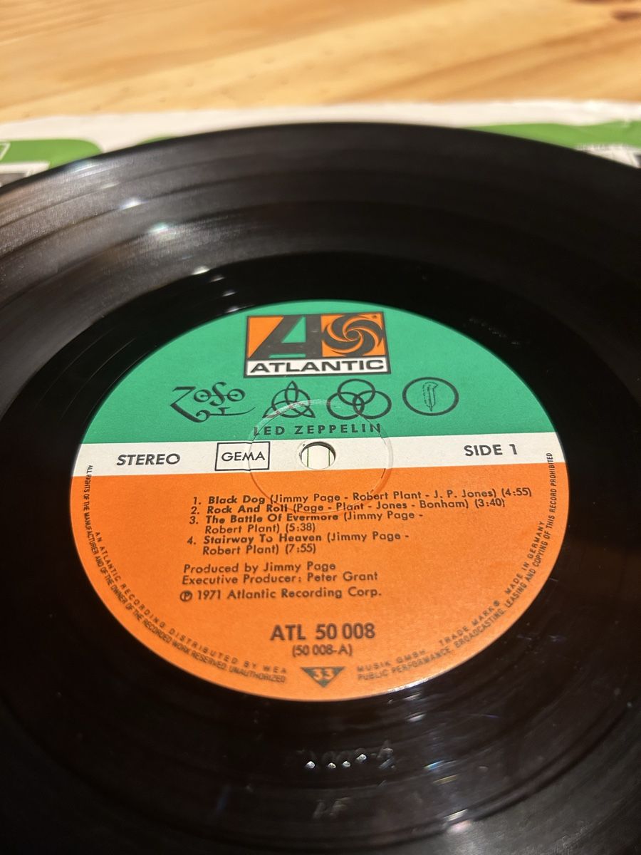 Schallplatten: Led Zeppelin IV, German  – Gebraucht aus Haute-Nendaz von Arzak 4