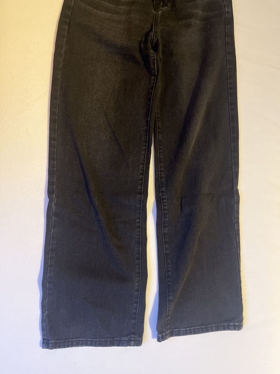 Shein Jeans: Shein jeans gr 34 schwarz – Gebraucht aus Adligenswil von Phoenix2017 2