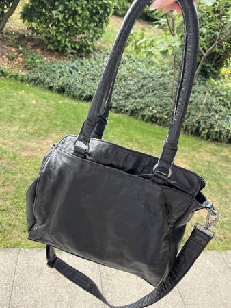Tasche Fredsbruder schwarz Leder guter Zustand