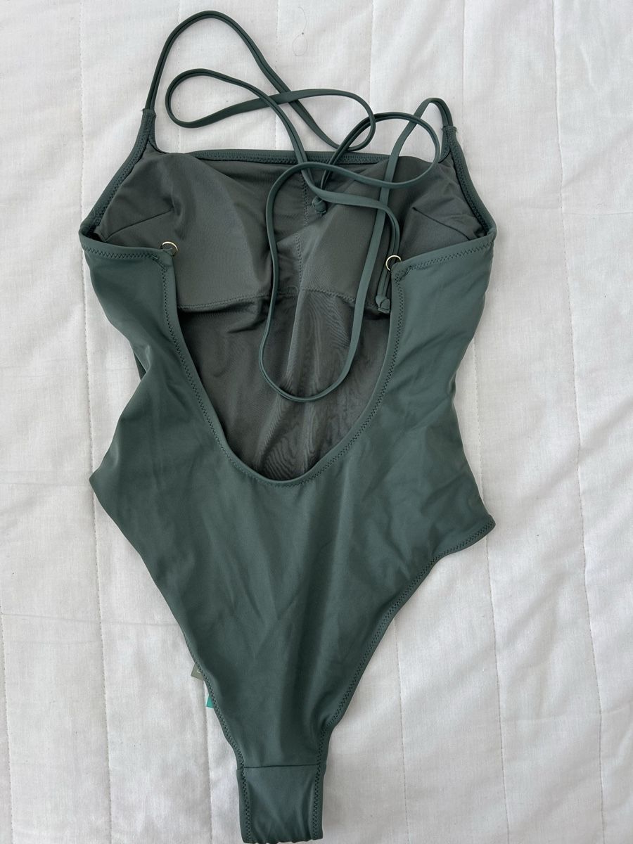 H&M Badekleider & Bikinis: H&M swimming suit new size 38  – Neu und originalverpackt aus Epalinges von kat_lyp6 1