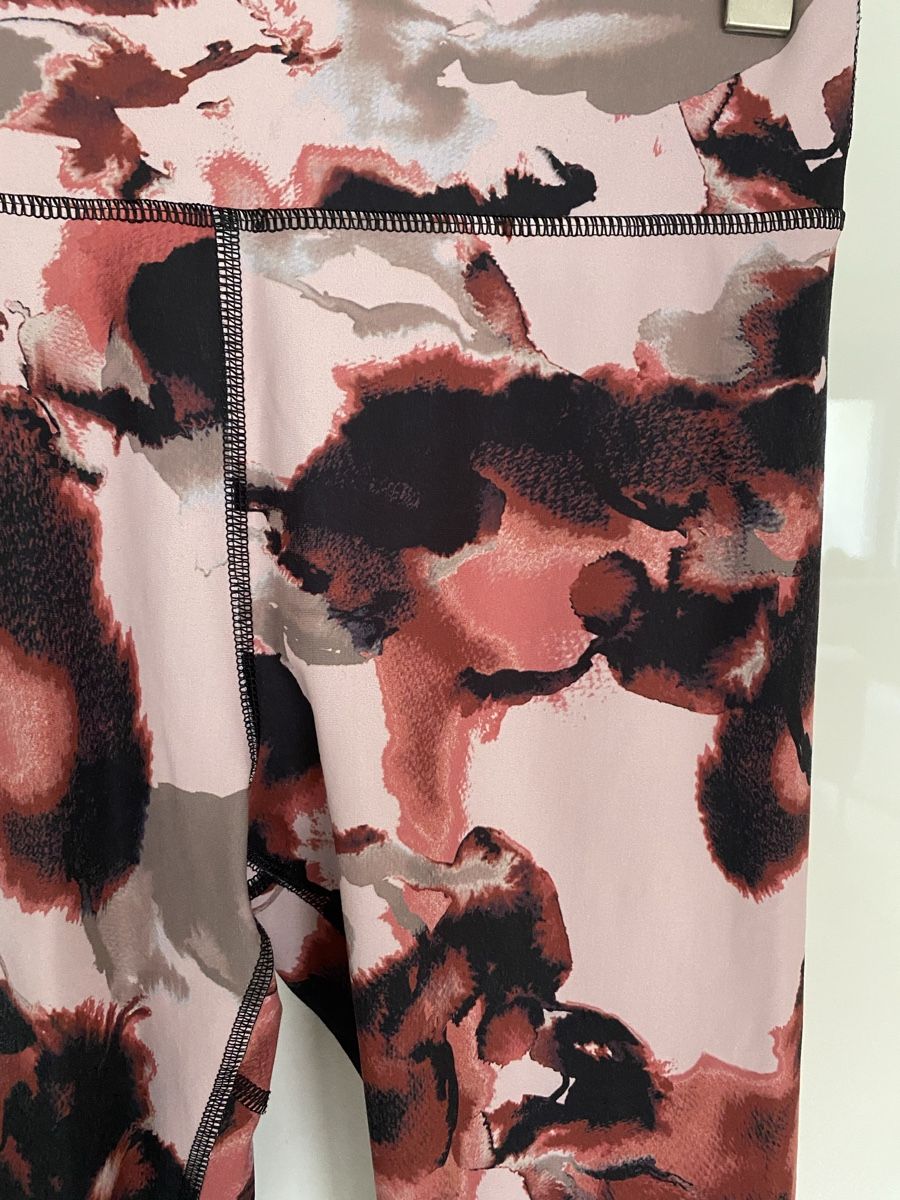 Only Leggings: Sportleggins – Nuovo (secondo la descrizione) da Wermatswil venduto da -secondchance- 1