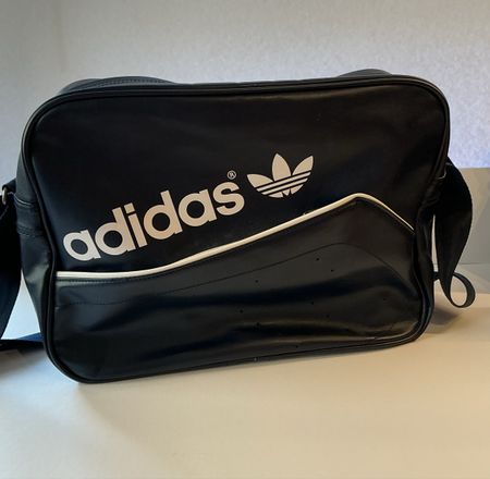Adidas Originals Umhängetasche dunkelblau/weiss