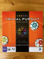 Trivial Pursuit board game, family edition, ages 16+, comple