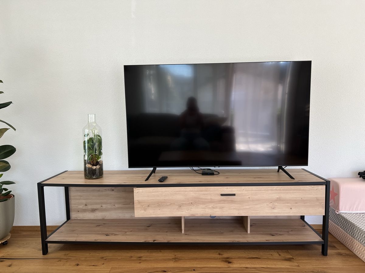 Meubles TV: TV-Board neuwertig – D'occasion à Neuenkirch par antonia765
