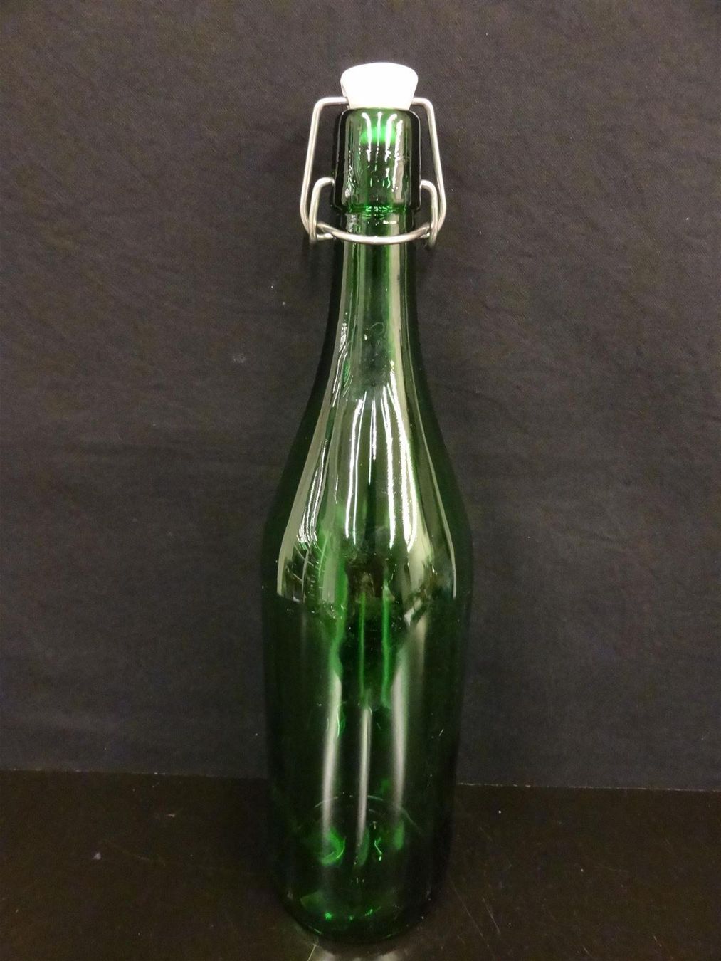 Gläser, Krüge & Flaschen: Flasche Bügelverschluss Sirupflasche – Gebraucht aus Kerzers von Flaschenposten 1