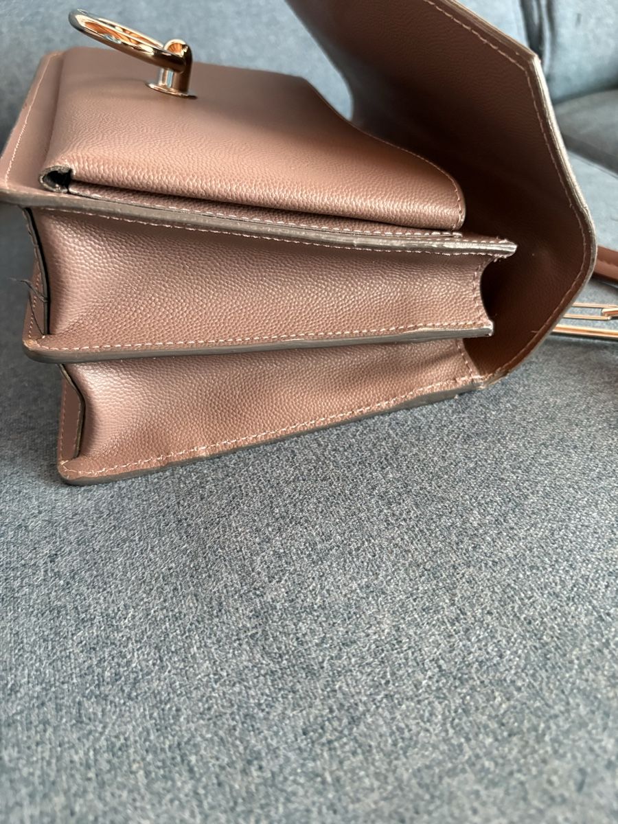 Borse da donna: Handtasche Rebecca Minkoff  mit Ring Verschluss – Usato da Schnottwil venduto da eka_sk9q 7
