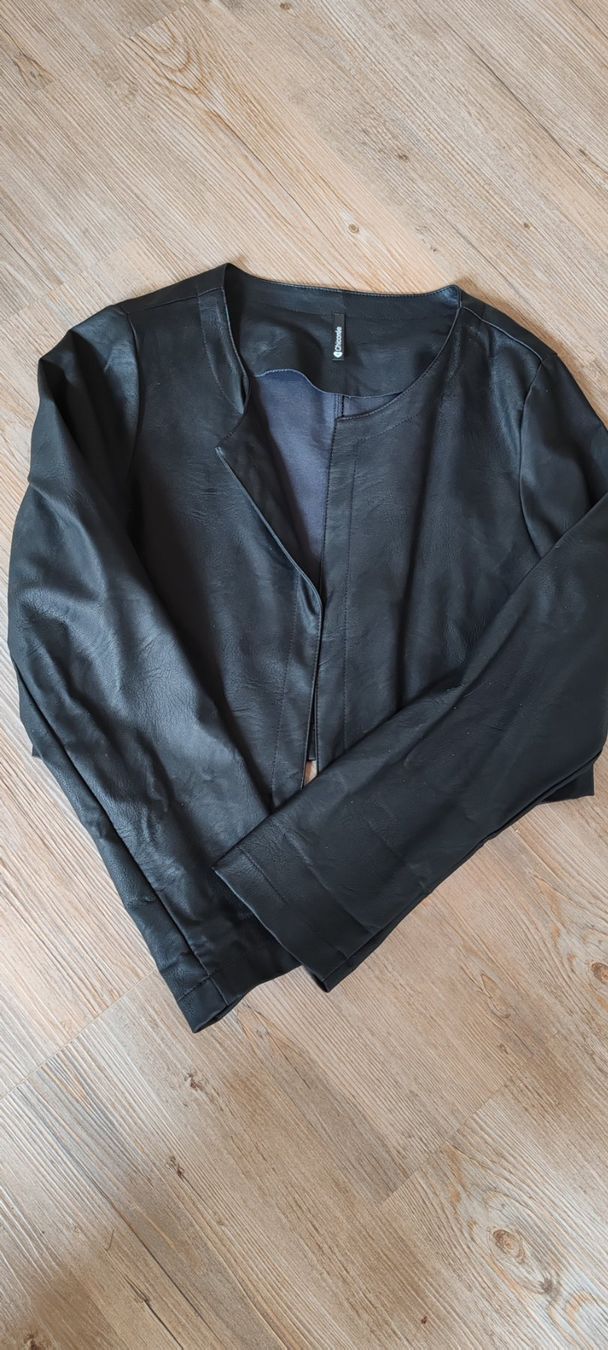 Jacken: Kunstlederjacke matt – Gebraucht aus Egnach von bgdo26 3