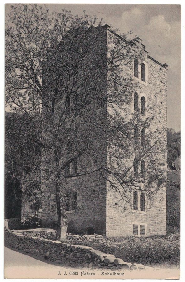 Cartoline postali: Naters, Schulhaus, gelaufen 1923 – Usato da Frauenfeld venduto da POML