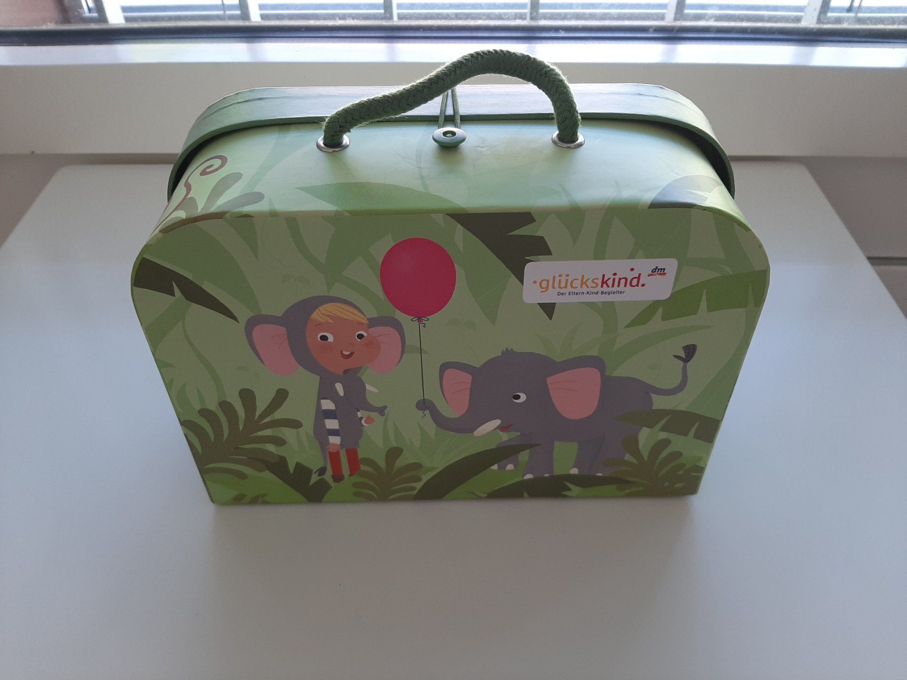 Jouets: Kinderkoffer, Spielkoffer – Neuf (Voir description) à Aarburg par i_c6r8 2