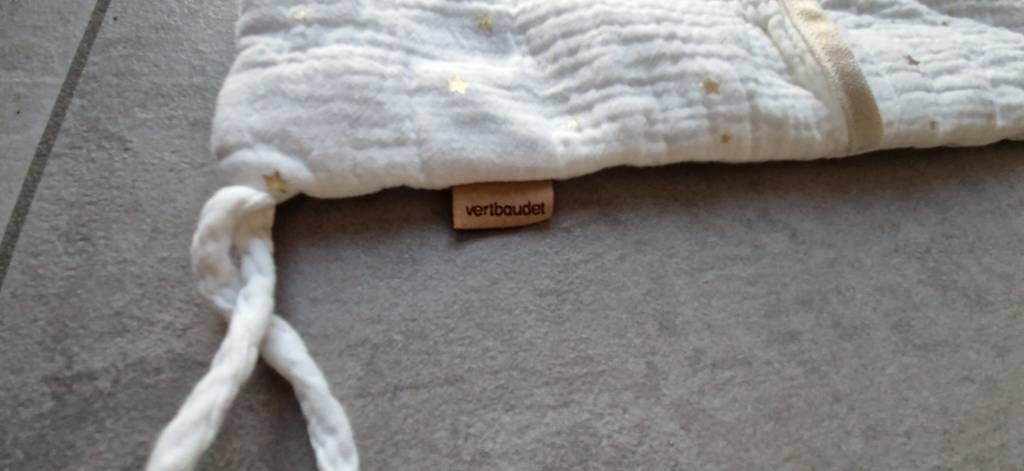 Kosmetikkoffer: Babybett Organizer von Vertbaudet – Gebraucht aus Aarau Rohr von Meldan 3
