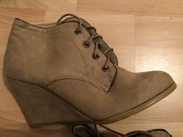 Stiefeletten. Neu. Grösse 39.