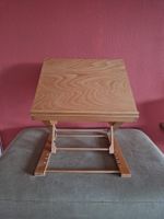 Verstellbarer, praktischer Maltisch/Beistelltisch aus Holz