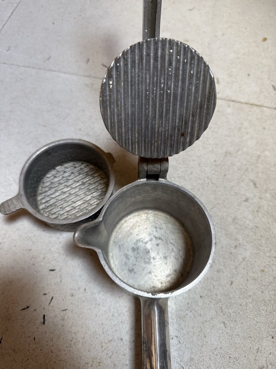 Appareils de cuisine: Presse-agrumes manuel Simplex II B.R.S Aluminium – D'occasion à Kloten par Mumiiin 5