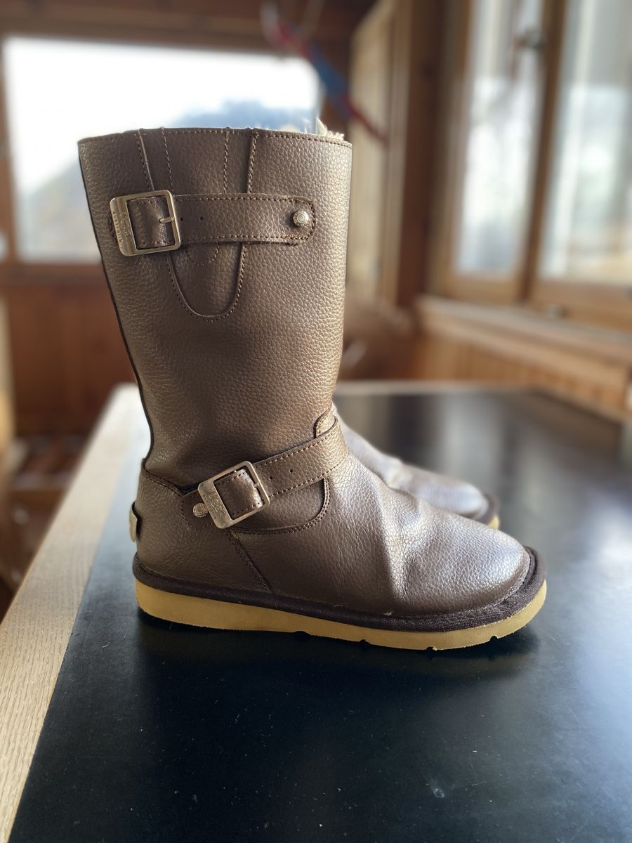 Ugg Scarpe da uomo: UGG KENSINGTON gummistiefel 38 – Usato da adliswil venduto da PRELOVED_