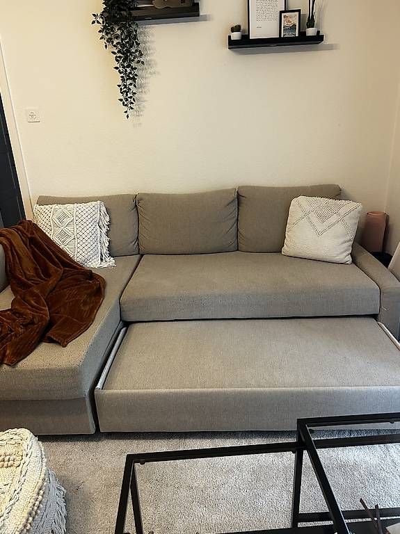 Divani: IKEA FRIHETEN Ecksofa / Bettsofa  Beige – Usato da Thun venduto da Isabel_Kohler 2