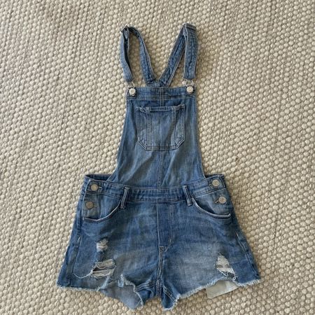 Kurze Latzhose Grösse 152/158