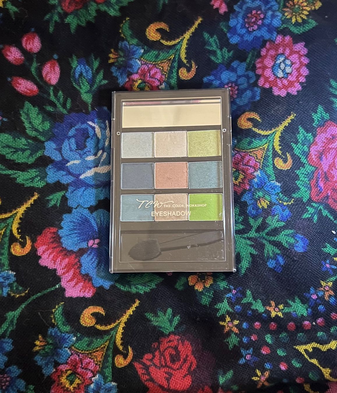 Make-up: • Lidschattenpalette • – Nuovo (secondo la descrizione) da Basel venduto da mendoza13