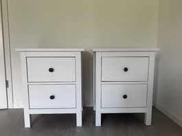 2 Hemnes Nachttische