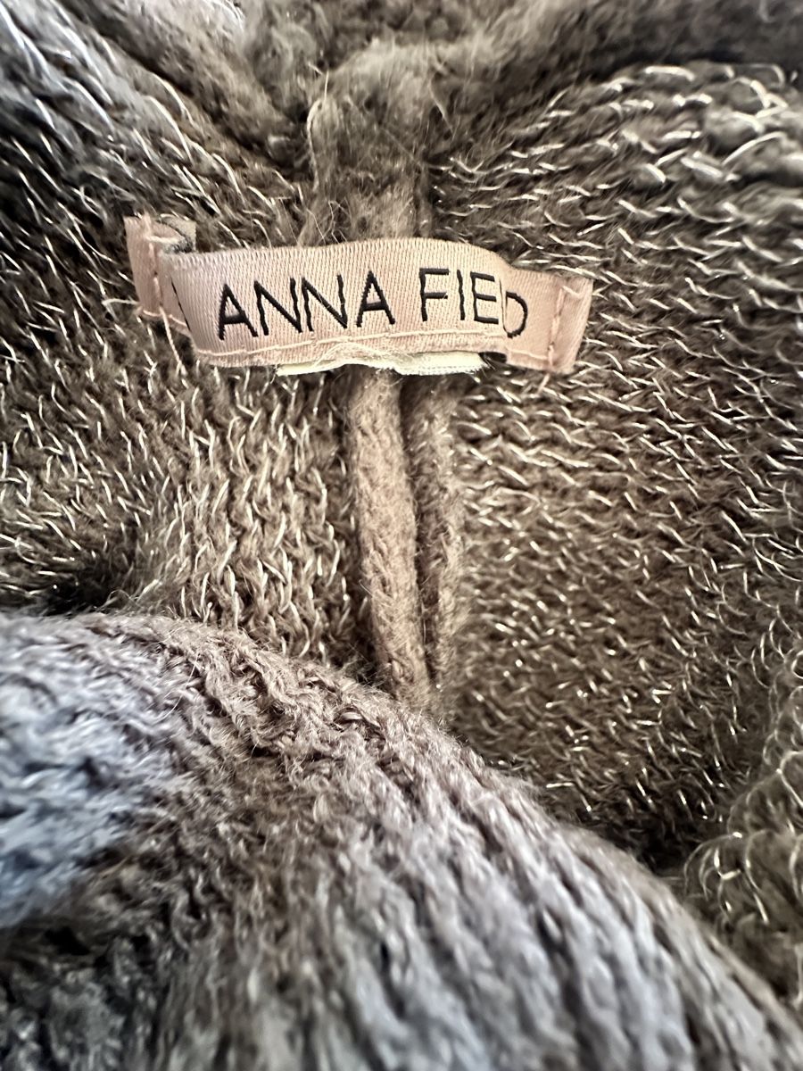Anna Field Maglioni & Felpe: Poncho gris chaud et tendance – Usato da Cheseaux-Lausanne venduto da Cerfynie 3