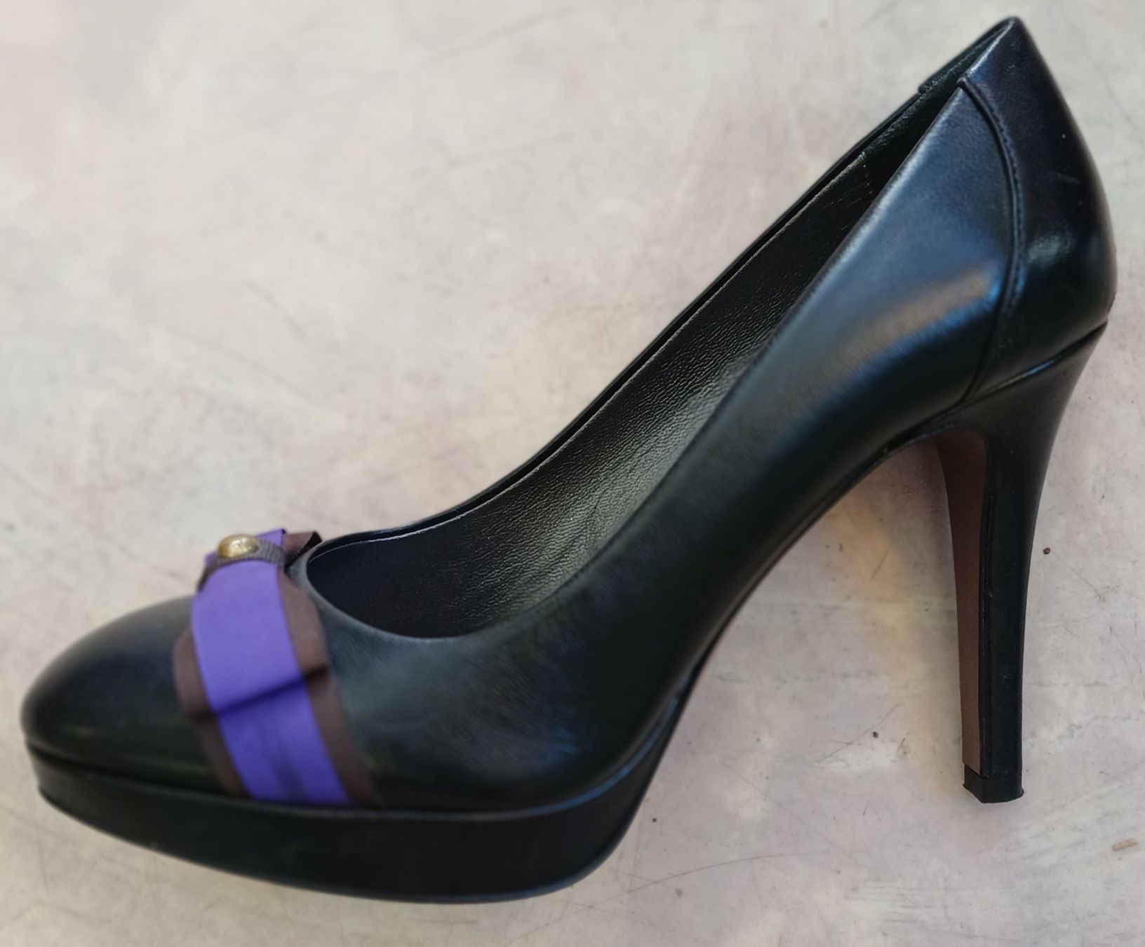 Navyboot Damenschuhe: High Heels Pumps im 36 von Navyboot – Gebraucht aus Merenschwand von Brockinell 3
