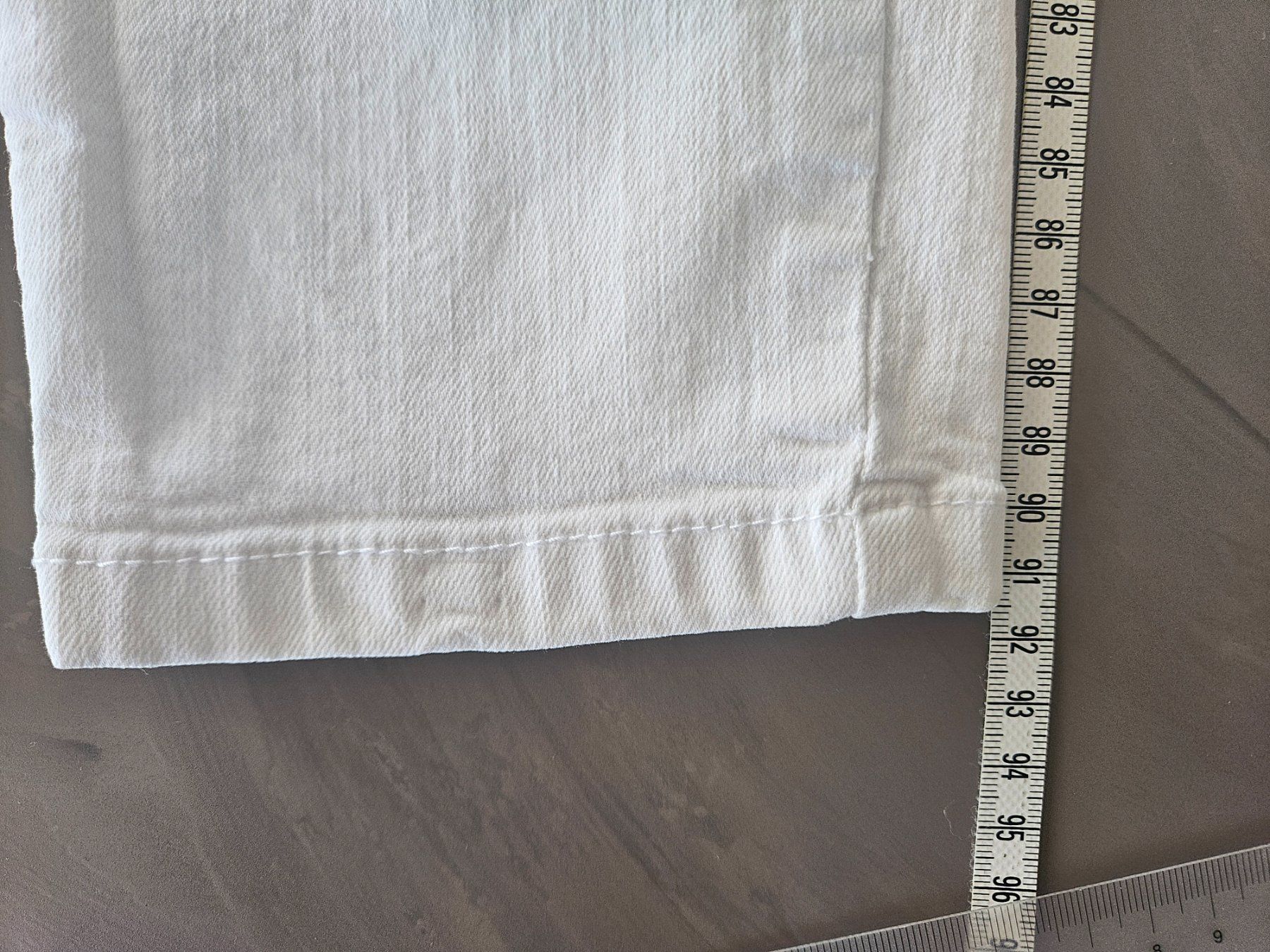 Jeans: weisse Jeans, Modell Kate, slim fit, Gr. 29 – Gebraucht aus Seengen von babawid 7
