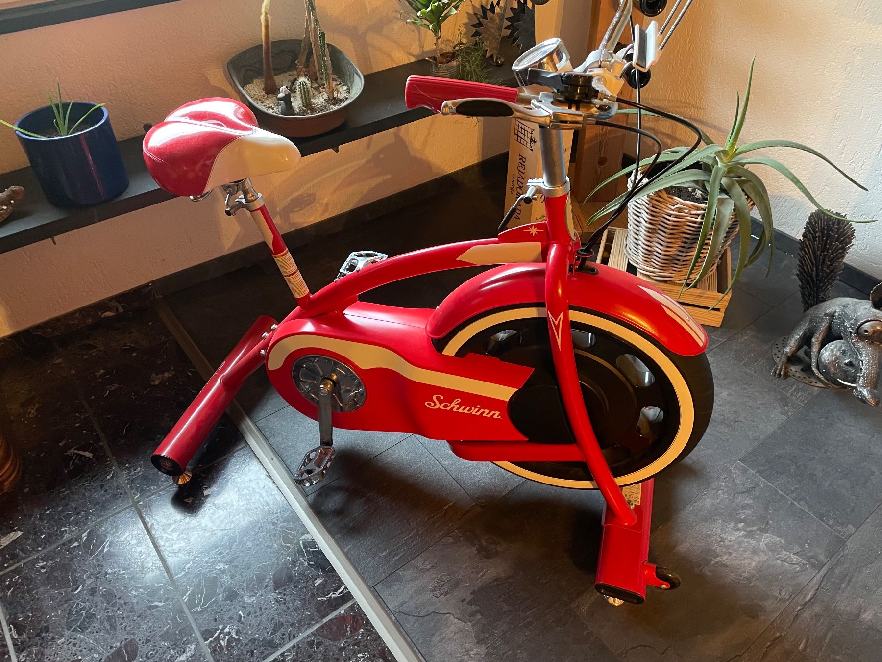 Schwinn Hometrainer: Schwinn Hometrainer Ami Retro – Usato da Affoltern am Albis venduto da Chnuri