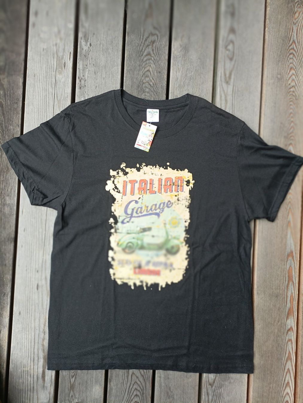 T-shirt: T-Shirt Italian – Nuovo (secondo la descrizione) da Emmenbrücke venduto da Levira8