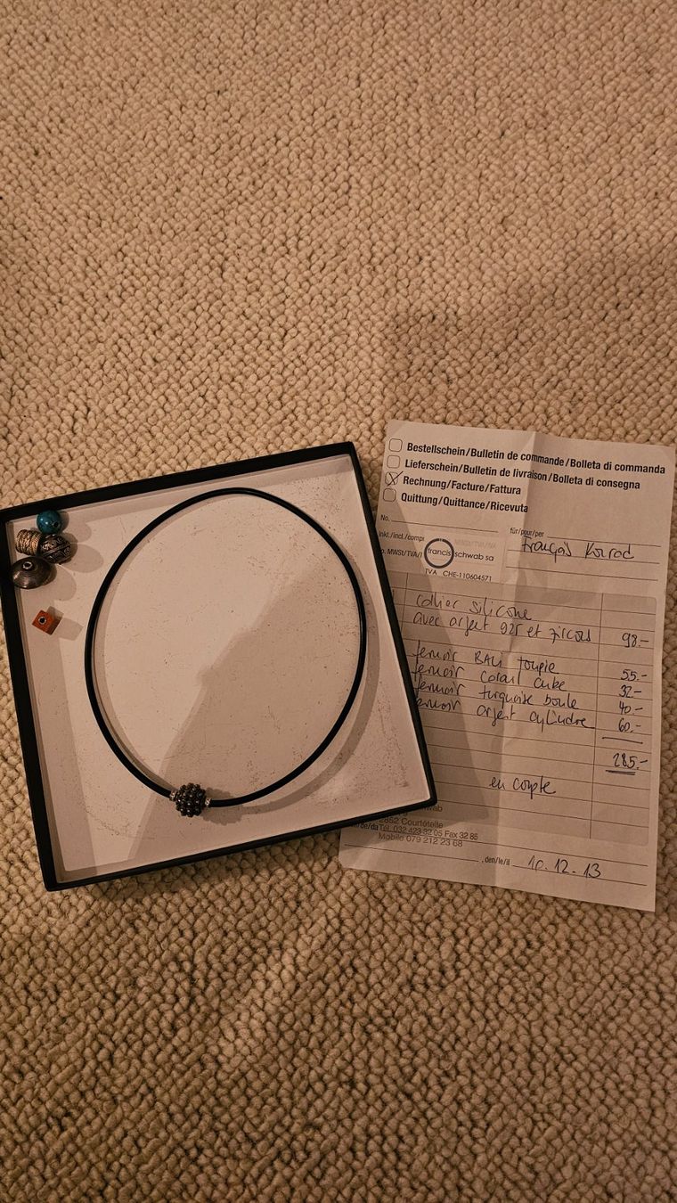 Catenine: Collier avec fermoirs interchangeables – Usato da La Chaux-de-Fonds venduto da little_bubble 2