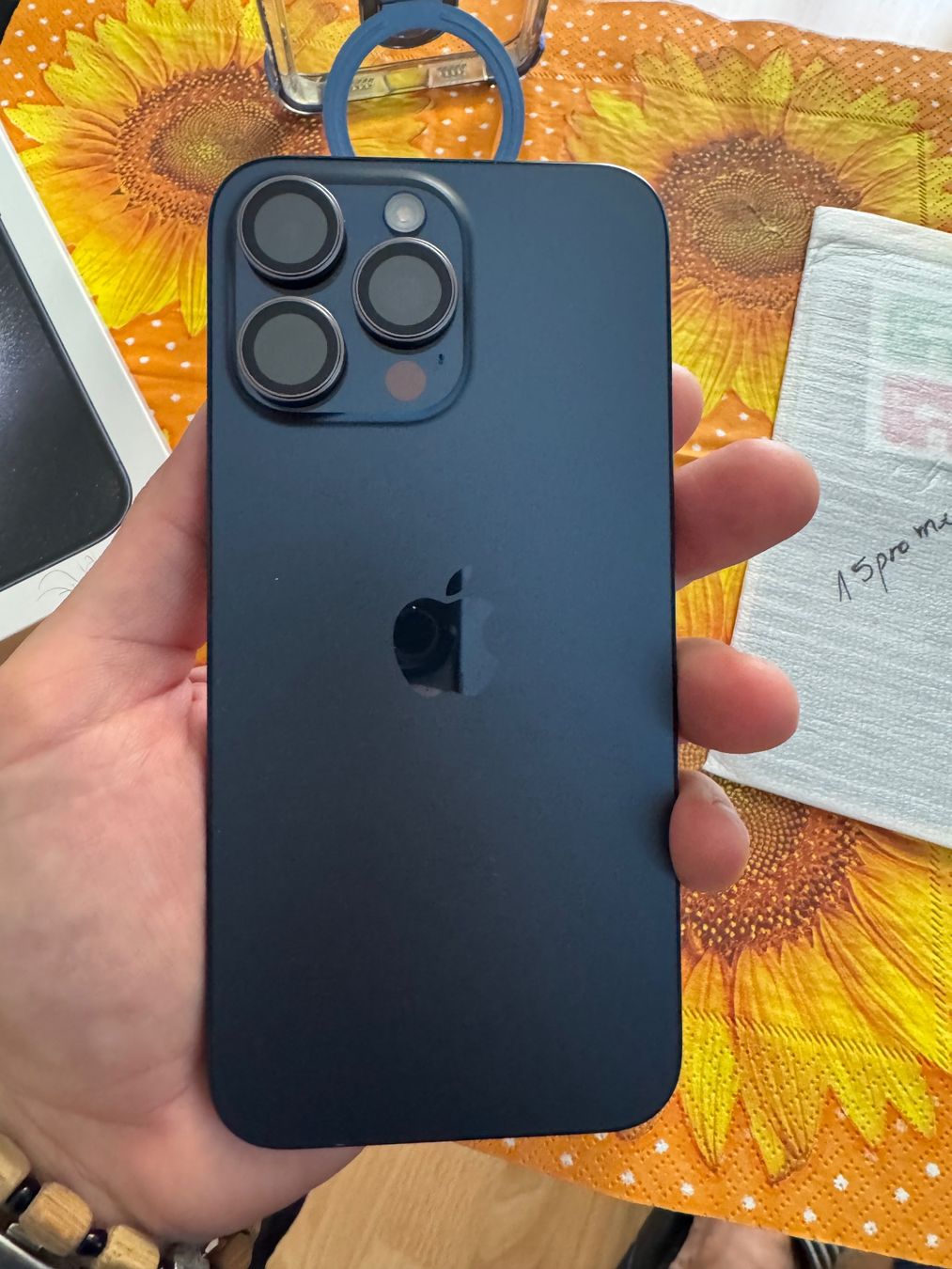 Apple Telefoni cellulari / Smartphones: iphone 15 bro max 256 – Usato da St. Gallen venduto da babinos01 6