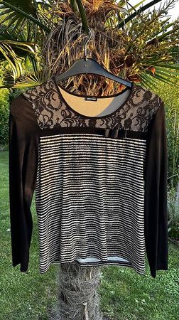 Langarmshirt Gr 40 mit Spitzeneinsatz und Zierschleife