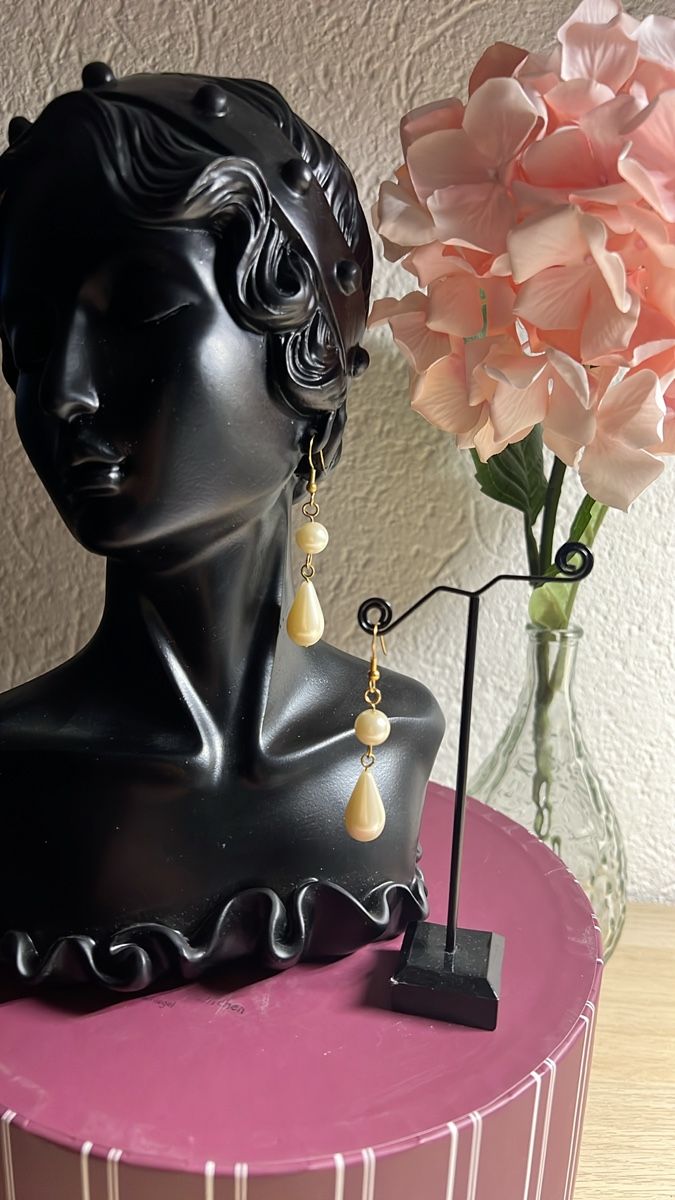 Ohrringe & -stecker: Elegante Perlen Ohrringe – Gebraucht aus Seon von Sunny-Schmuck78
