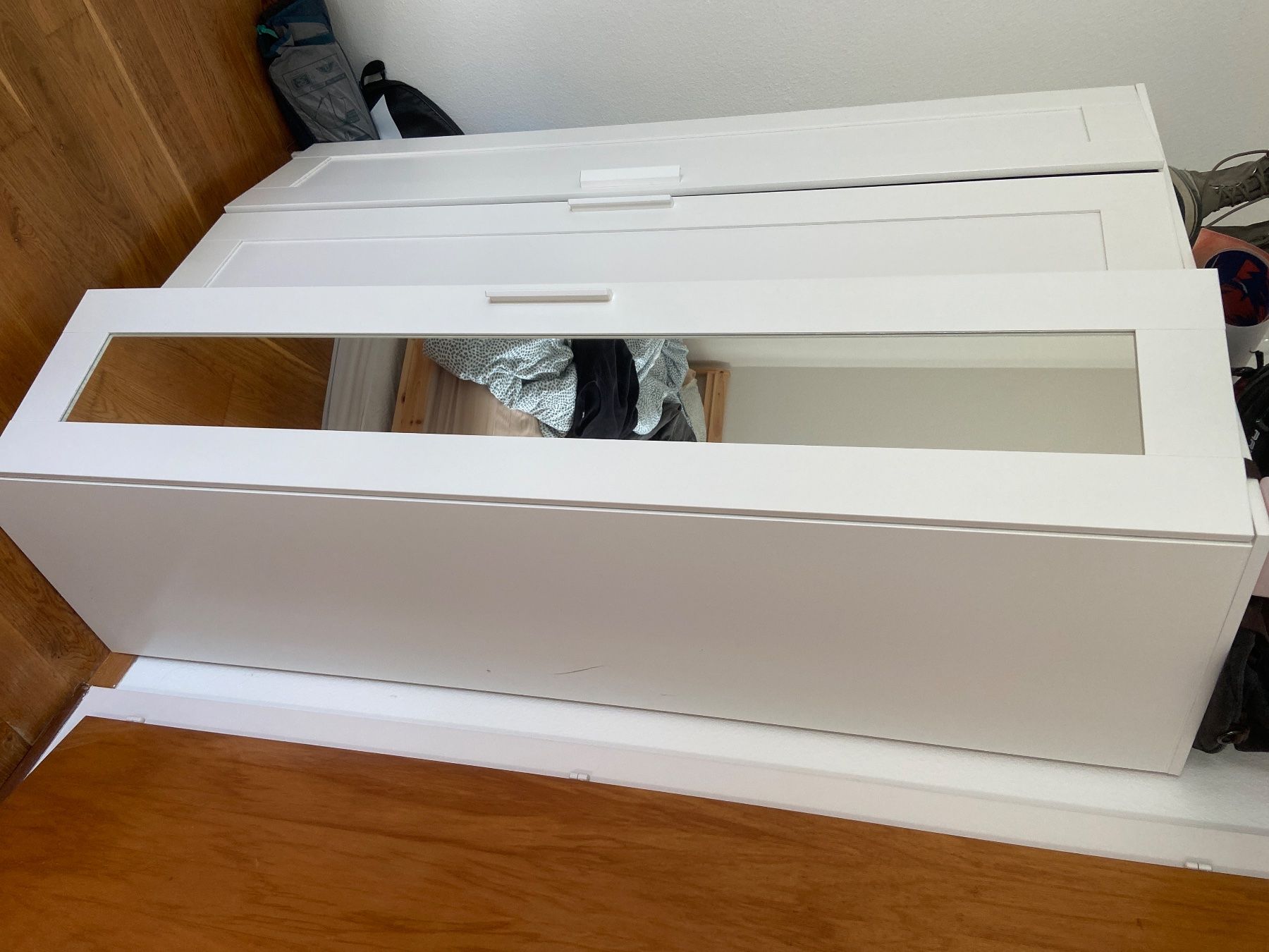 Ikea Armoires: Armoire IKEA BRIMNES – D'occasion à Le Sentier par jul_7xvz 1