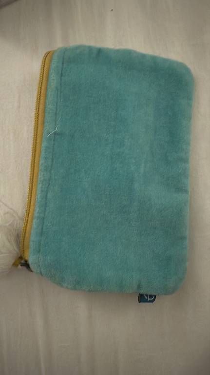 Borse: Samt-Täschchen mit Zip, 10x16 cm Baumwolle – Usato da Zürich venduto da sab_bl7c 1