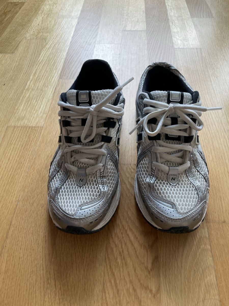 New Balance Scarpe da uomo: New Balance Sneakers – Usato da Bern venduto da eli_9rnl 2