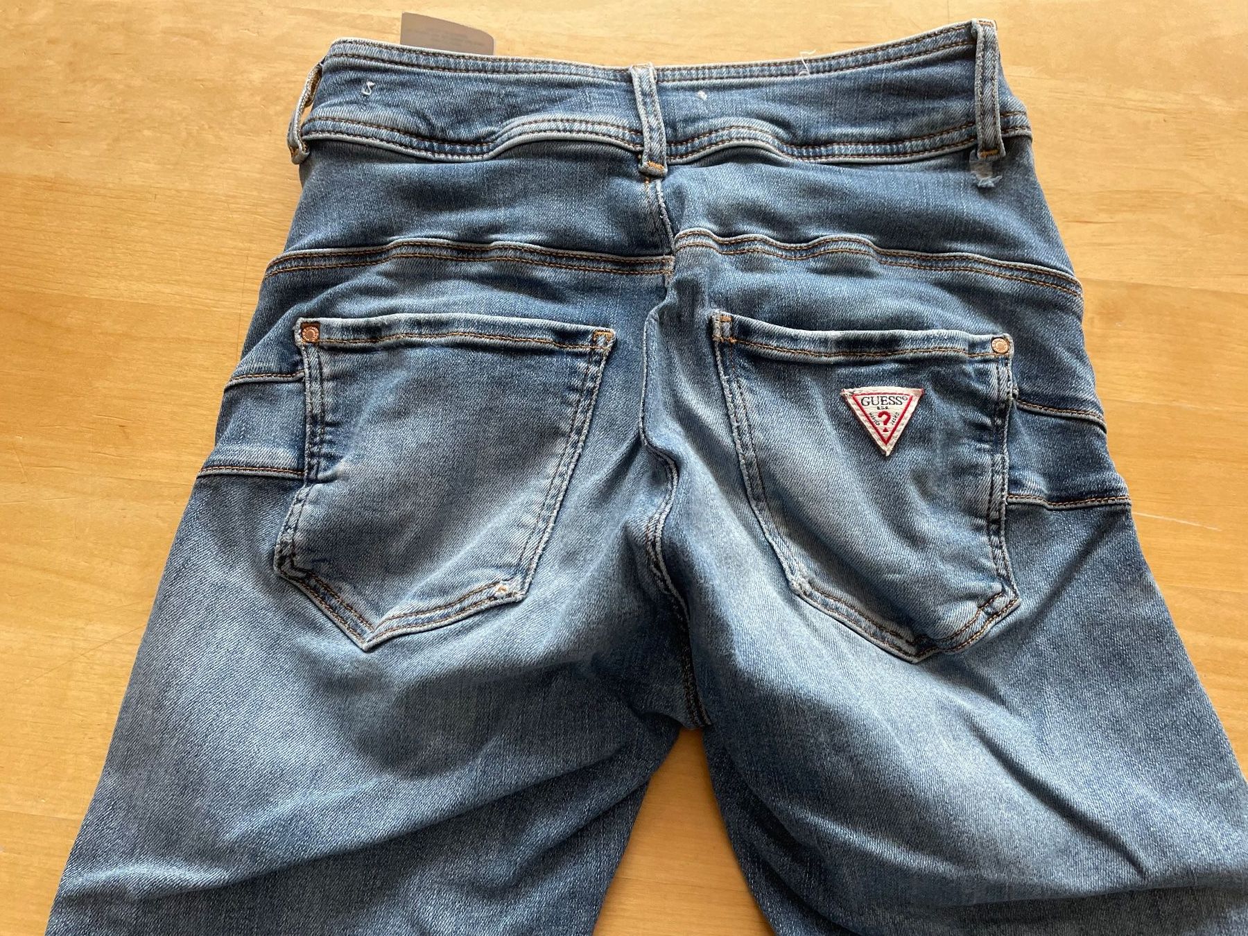 Guess Jeans: Guess Jeans Skinny High – Usato da Zofingen venduto da Hathoway 5