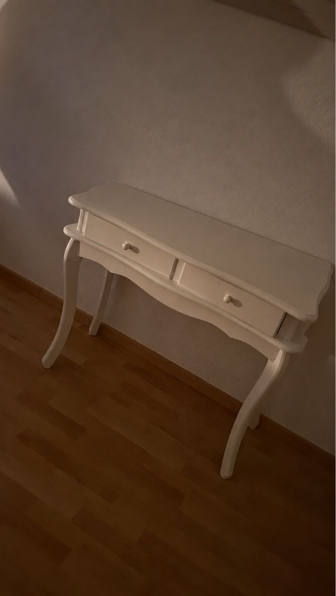 Scrivanie: Petit bureau  – Usato da Rossemaison venduto da SZ_1291