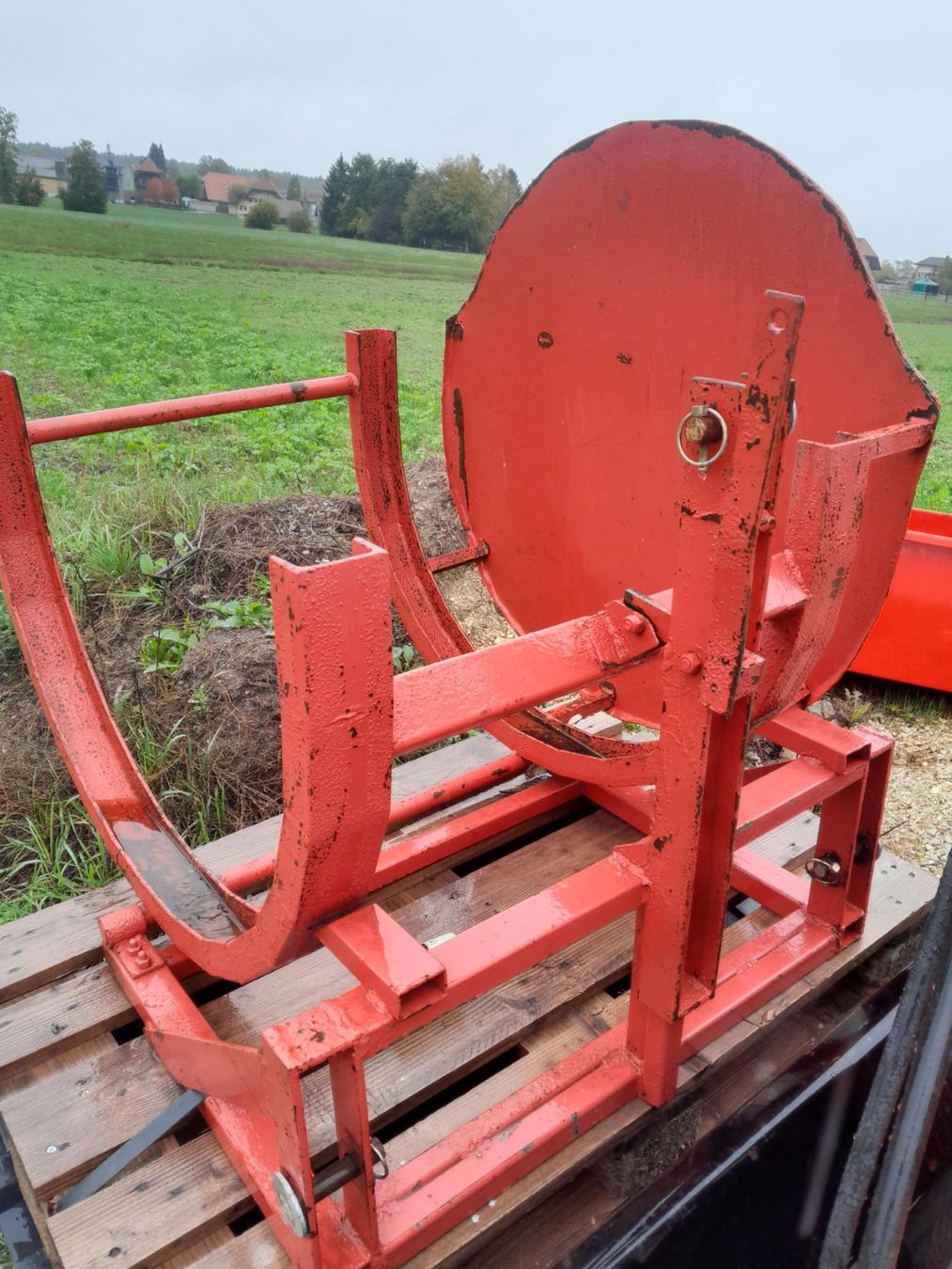 Tutte le macchine: Brennholz Bündelgerät mit Bindematerial ab 1.- – Usato da Inkwil venduto da karlheinz07 1