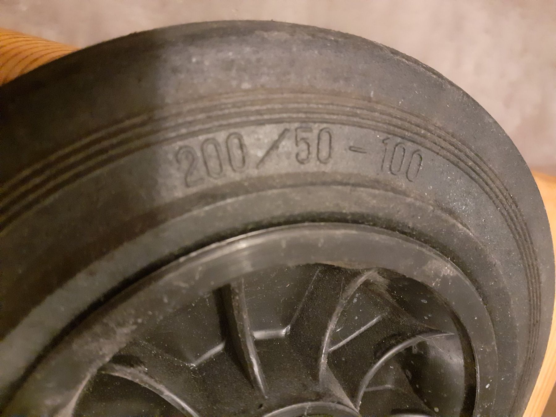 Altro per stoccaggio & trasporto: Transporträder LAG Manner 200/50-100 – Usato da Zürich venduto da Crocuda 2