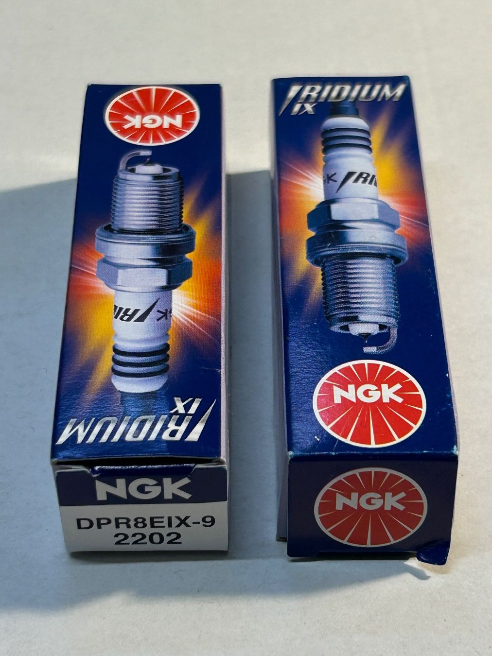 NGK Tutti i ricambio per moto: Zündkerzen NGK DPR8EIX-9 Iridium Set 2 Stk. – Nuovo e nell'imballaggio originale da Spiez venduto da fikus69