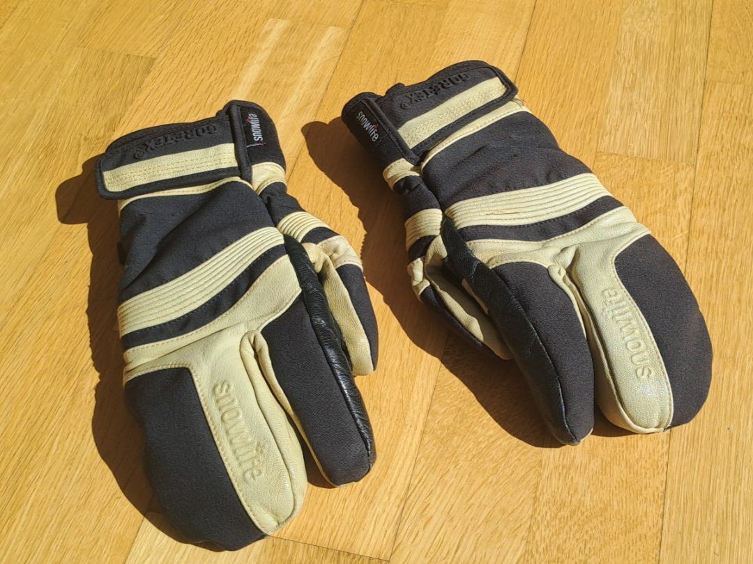 Snowlife Guanti & manicotti: Skihandschuh Snowlife S – Usato da Innertkirchen venduto da luk_pyl5