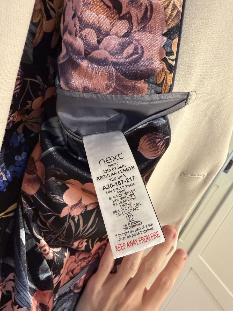 Completi, tute sportive e funzionali: Anzug Next Tailoring beige Grösse 32R – Nuovo (secondo la descrizione) da Rotkreuz venduto da noah_02 2