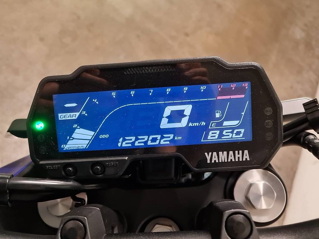 Strada: YAMAHA MT-125 ABS – Usato da Grand-Lancy venduto da looping100 4