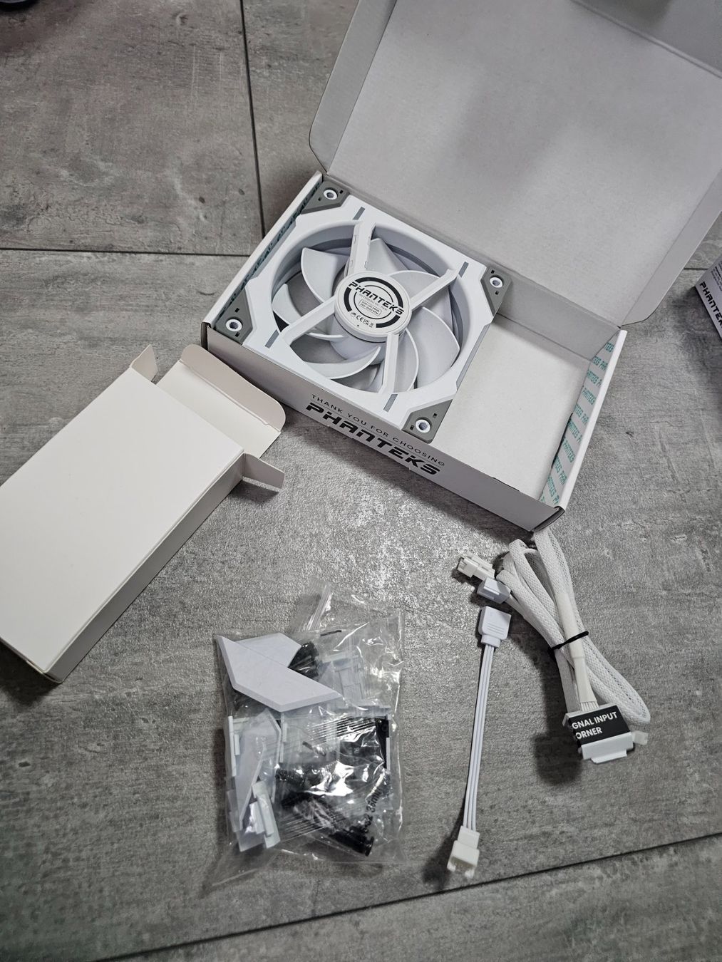 Ventilatori: Phanteks D30-120 RGB White Fan - Regular – Usato da Klingnau venduto da PaddyTurakama 2